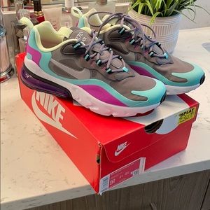 Nike Air Max 270 React